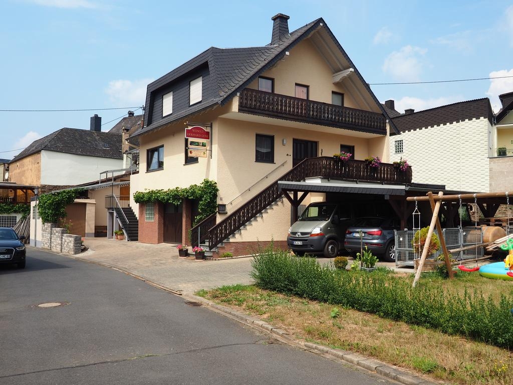 ???i18n.translate: de.plugin.accommodationEditor.image.label module: common.common.lib.structuredData.accommodations???